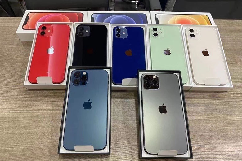 mặt trước iPhone 12 Pro được phủ lớp Ceramic Shield, cho khả năng bào vệ gấp 4 lần kính cường lực thông thường