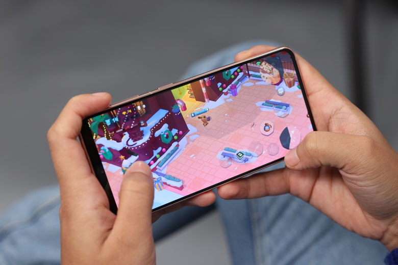 Galaxy S21 Plus 128GB bản Mỹ đồng hành cùng bộ xử lý Exynos 2100