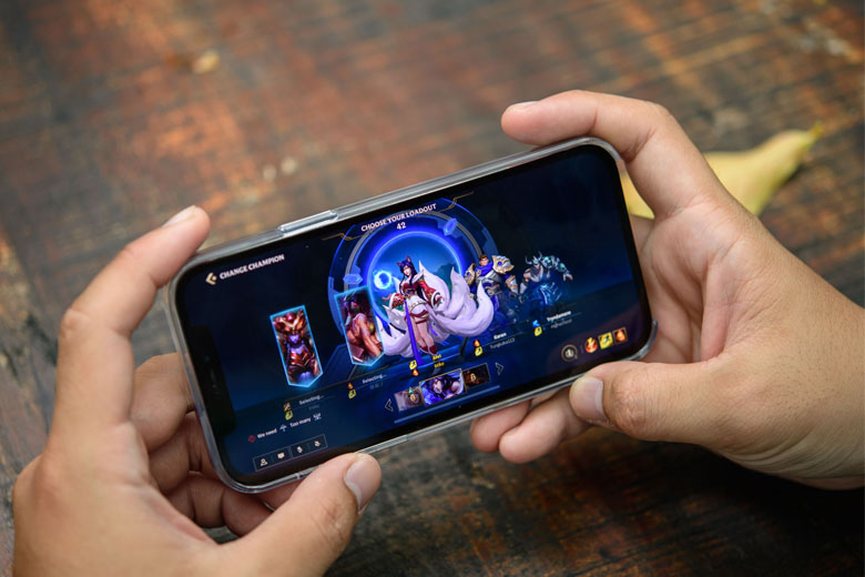 Hiệu suất iPhone 12 mini mạnh mẽ