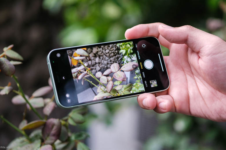 iPhone 12 Mini và iPhone SE 2020 sở hữu camera đơn phía sau