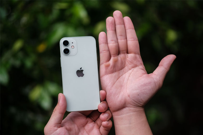 iPhone 12 mini có thiết kế sang trọng