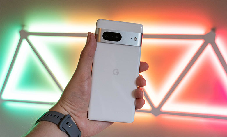 Thiết kế Pixel 7 giống như Pixel 6 bóng bẩy hơn