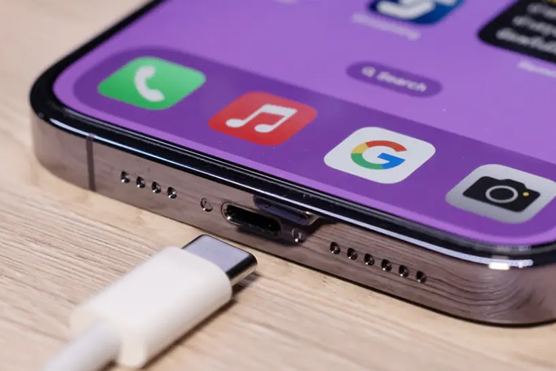 Cổng usb-c mới  trên iPhone 15 512gb