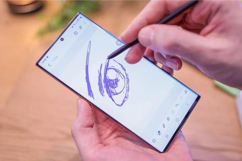 Galaxy S22 Ultra 5G bản Mỹ hiệu năng mạnh với bộ vi xử lý Snapdragon 8 Gen 1 8 nhân cực khỏe.