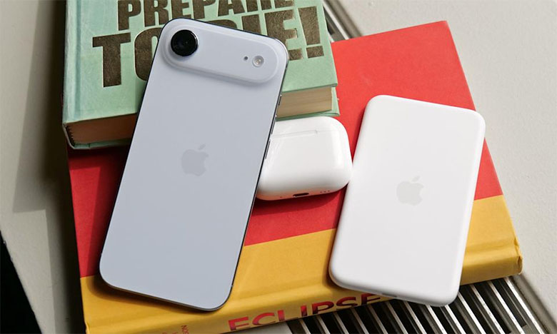 Thiết kế và nàn hình: Nổi bật với tổng thể siêu mỏng