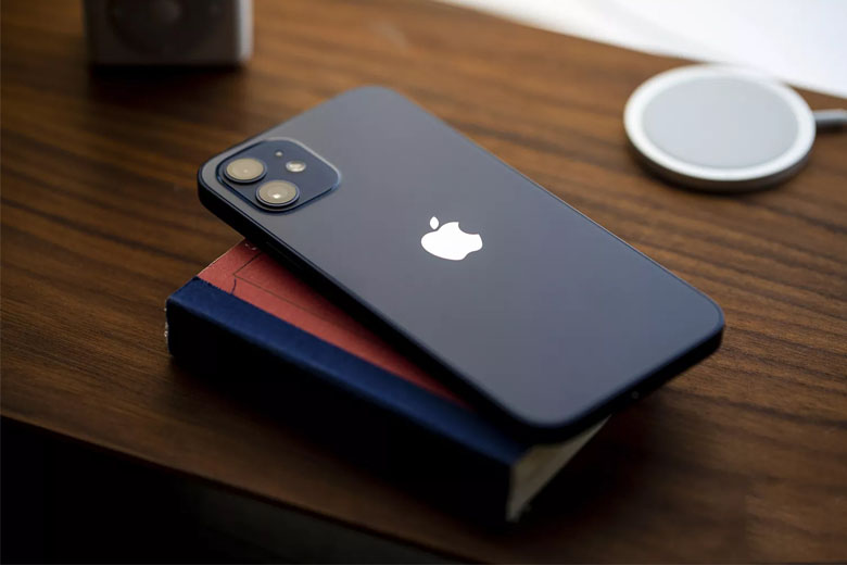 doanh số iPhone 12 series tăng mạnh