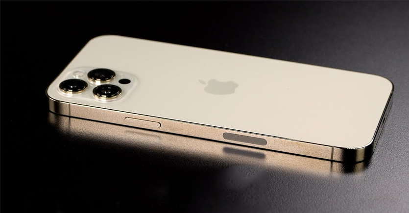 iPhone 12 Pro Max là chiếc iPhone có màn hình đẹp nhất thời điểm này