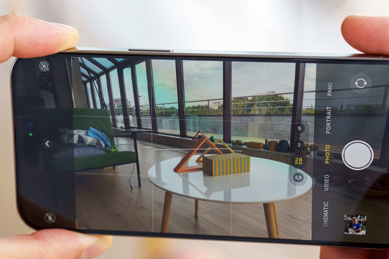 Bật tính năng bố cục trên iPhone 15 Pro Max