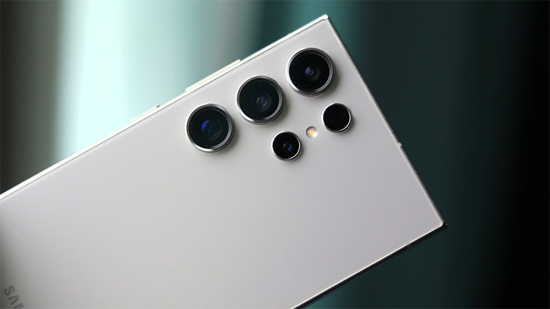 So sánh camera Galaxy S24 Ultra cũ và iPhone 16 Plus cũ
