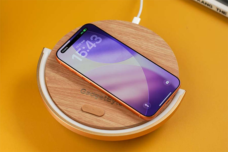 Hiệu năng và pin: A19 Pro ổn định và thời lượng pin ấn tượng